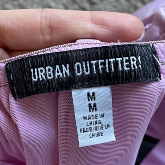 Urban Outfitters Lexi Satin Cowl Corset Top in Lilac Size MEDIUM - Picture 4 of 6